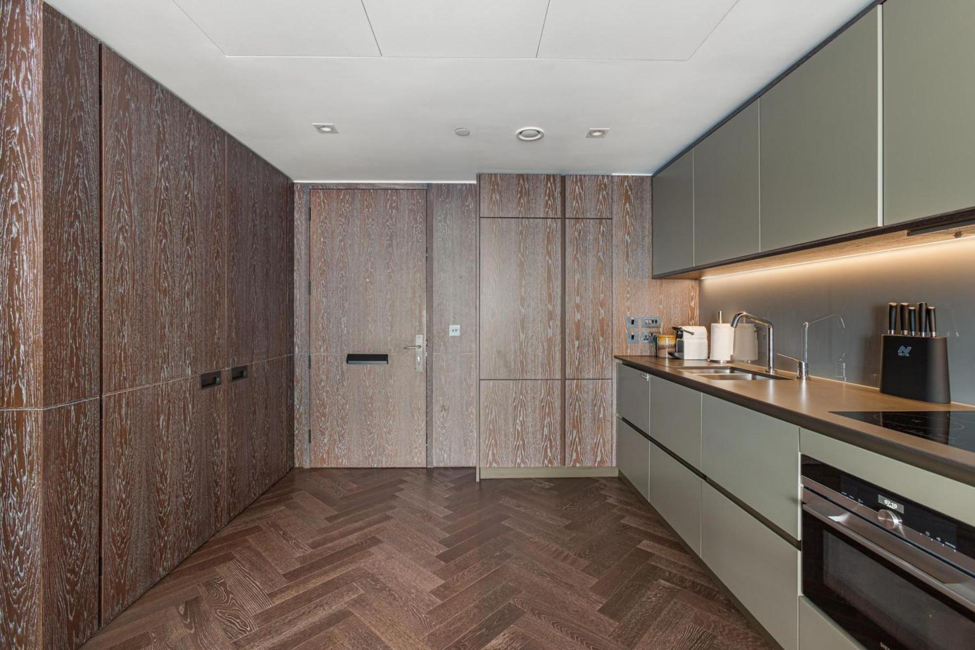 Battersea Power Station Flat With River Views Appartamento Londra