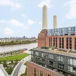 Battersea Power Station Flat With River Views